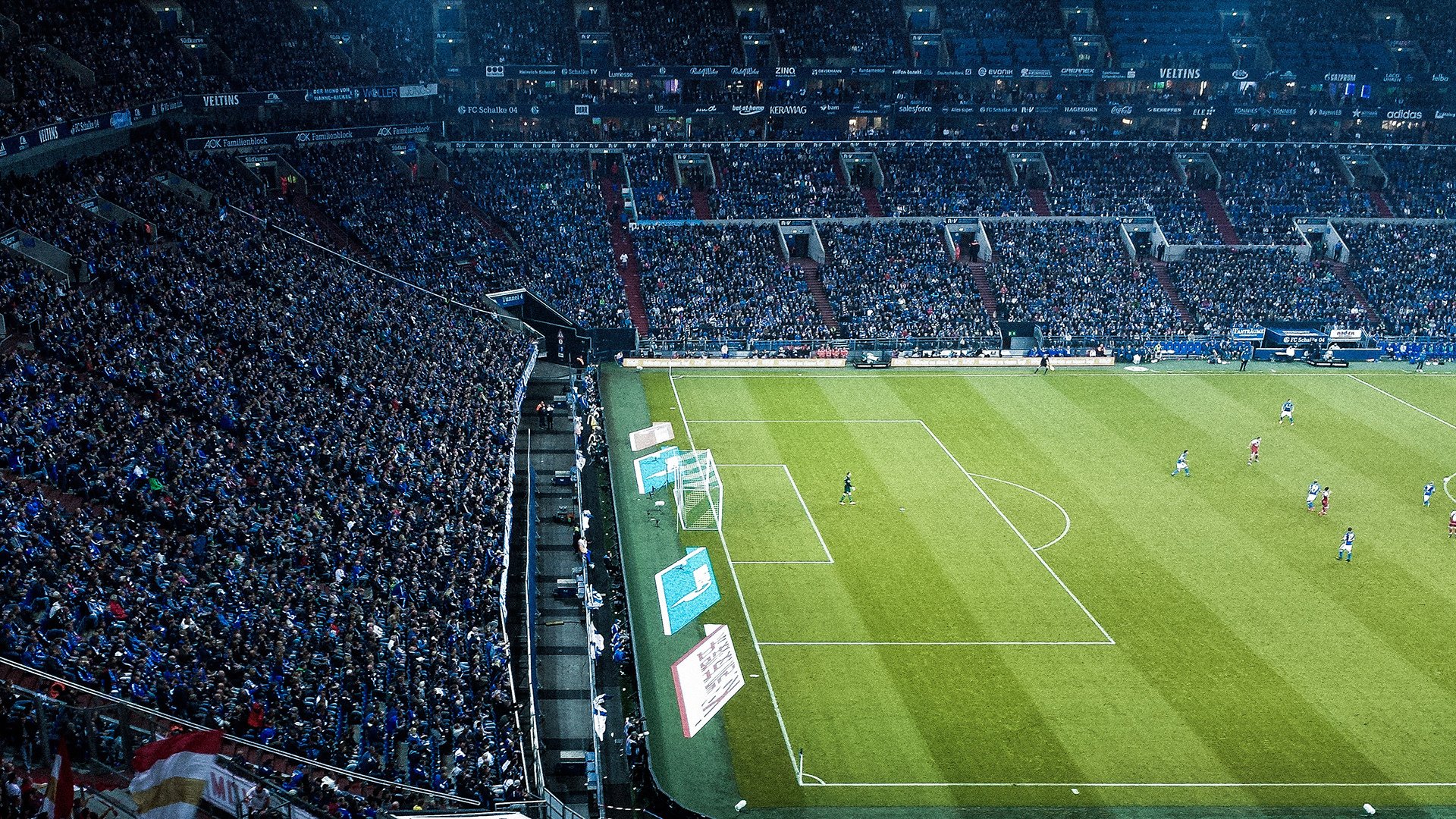 kaiyun体育综合-《PUBGMobile》“星际奇兵”线下决战，操作与策略的完美结合！